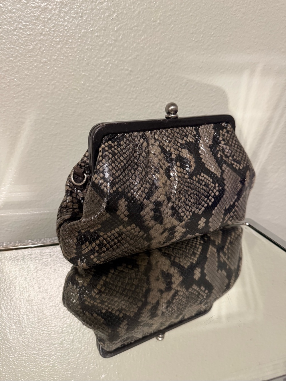 NWT Patricia Nash Smoke Snakeskin Embossed Leather Frame Satchel Handbag P899410 - Picture 3 of 6